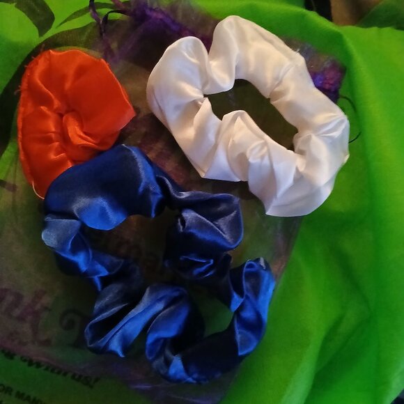 Set of 22 Satin Scrunchies in 22 Colors : BACK TO SCHOOL SALE - Picture 4 of 10